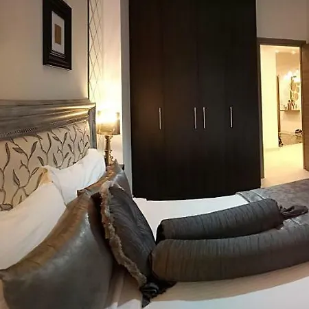 Narcissus Luxury Apt. *